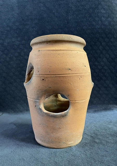 Hewell's Pottery Georgia, USA Rustic Terracotta Clay Garden Berry Planter Pot Hewell's Pottery Georgia, USA Rustic Terracotta Clay Garden Berry Planter Pot