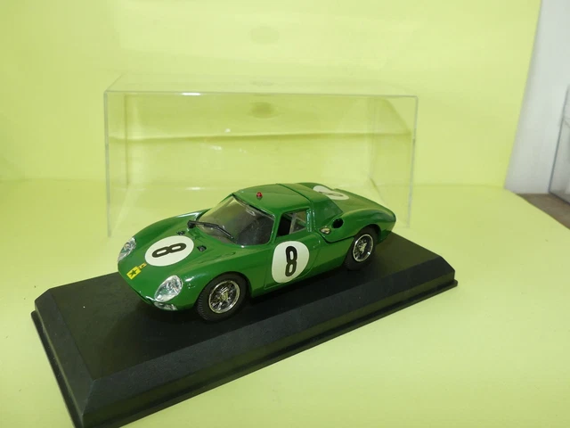 BBURAGO 1/18 CLUB DEGLI 11 FERRARI 250 GTO LE MANS (1965
