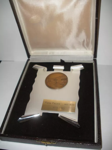 Vintage  Papal Palace Sec Xiii Viterbo Pope Palace Plaque Medal Cased With Stand