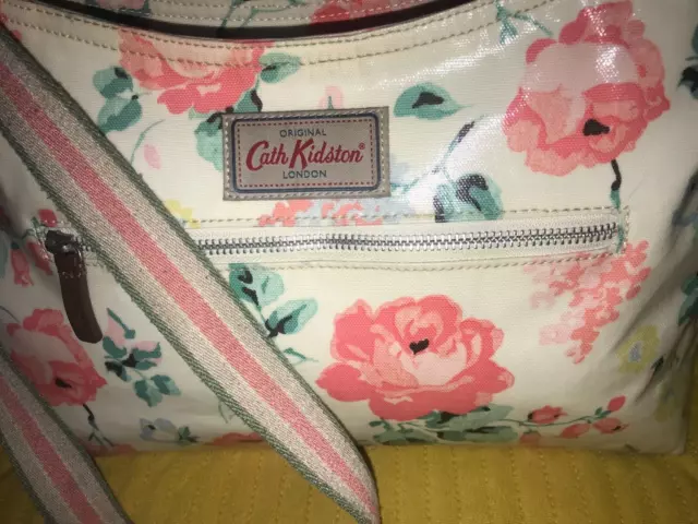 lovely Genuine Cath Kidston Floral LG Canvas Shoulder Bag