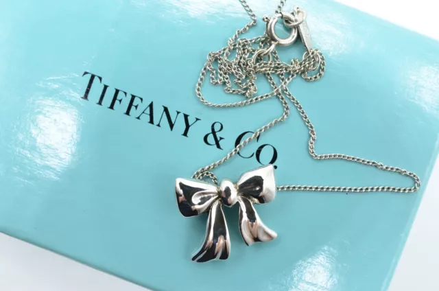 Tiffany & Co.Bow Ribbon Necklace Pendant Sterling Silver 925 W Box Pouch