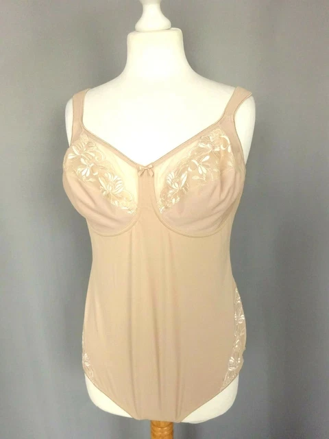Body Gaine Dentelle Nuance - Taille FR90 (EUR 75B) - Blanc - Neuf Sans étiquettes
