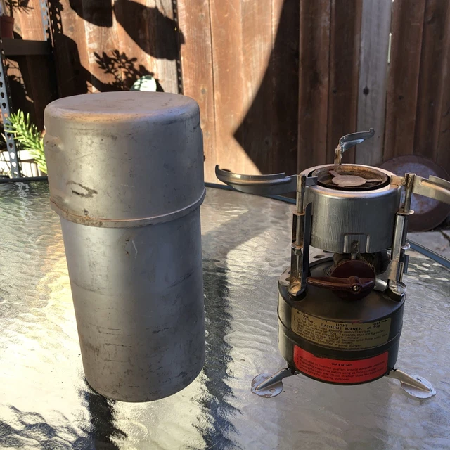Vintage Coleman M1950 Vietnam Era Cook Stove 1966