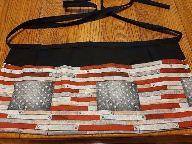 Waitress Apron 3 Pockets Old Glory Weathered Boards