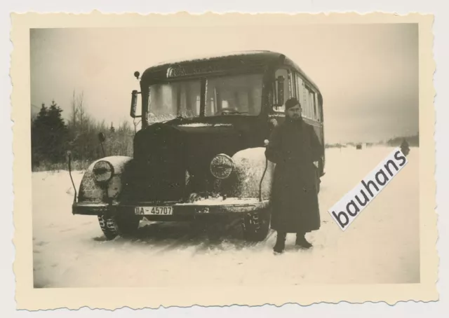 Russland Staraja am Ilmensee Kraftomnibus Wehrmacht 2.WK 1942 (6579x)