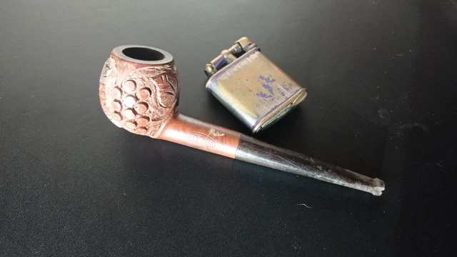 Anciens Pipe Et Briquet CD ministère des Finances