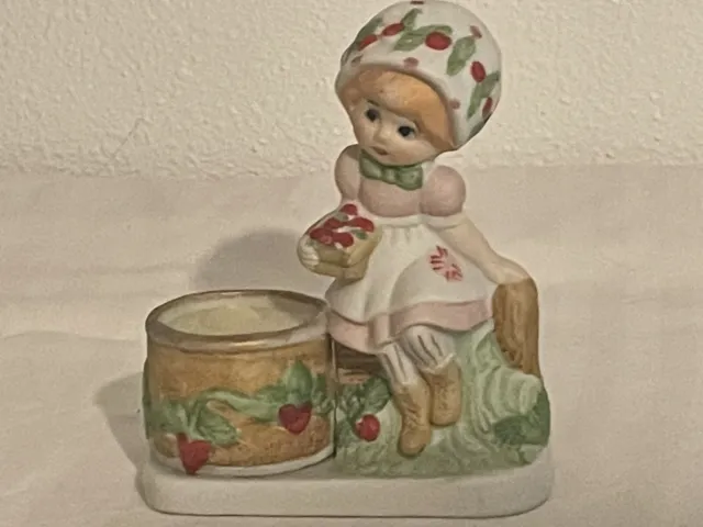 Strawberry patches porcelain figurine votive candle holder Jasco 1980