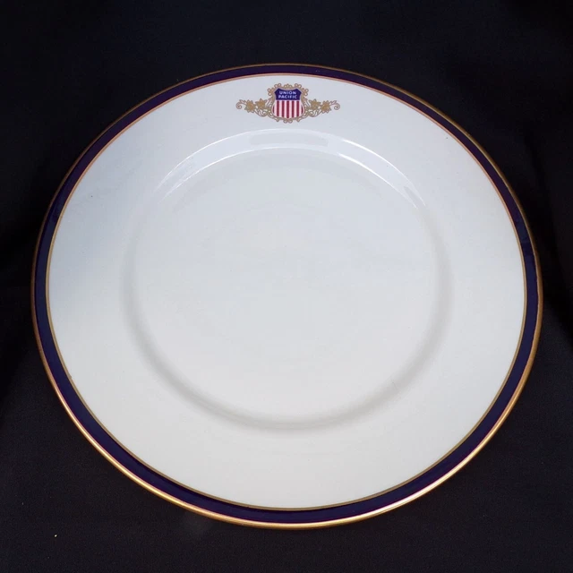Union Pacific Railroad Shield 10 3/4 Inch Plate 1989 Sterling
