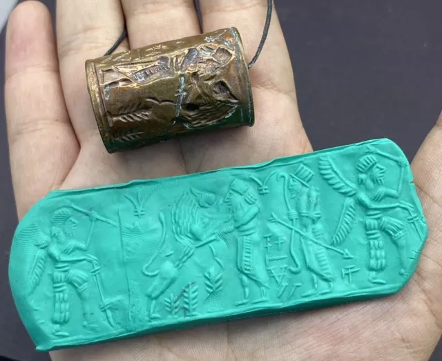 Original FANTASTIC A BEAUTIFUL NEAR EASTERN SUMERIAN BRONZE CYLINDER SEAL