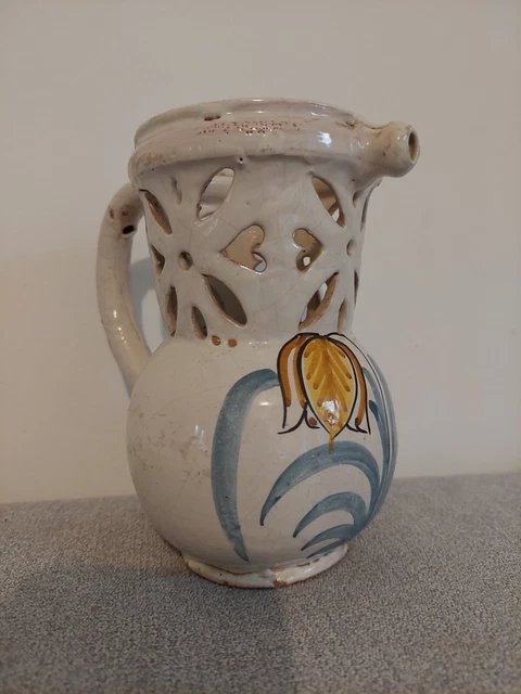 Pichet Trompeur Faience Nevers A Compendiario Le Croisic