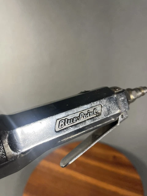 BLUE-POINT - SNAP-ON AT700C 3/8 DRIVE AIR RATCHET. Needs Repair. 2