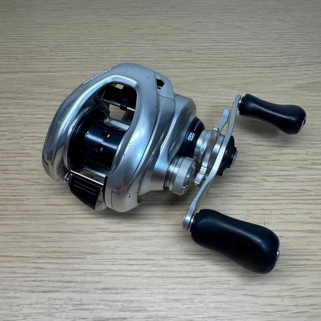SHIMANO 16 METANIUM MGL HG 7.4:1 Right Handle Baitcasting