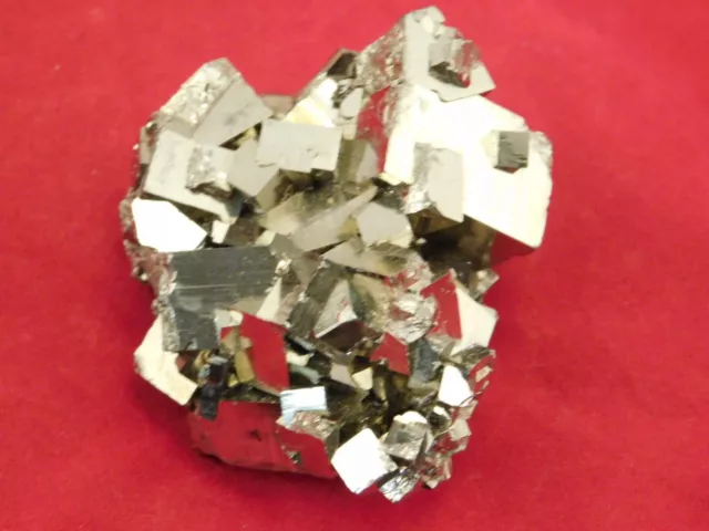 PYRITE Crystal CUBE Cluster 100% Natural! Peru 130gr