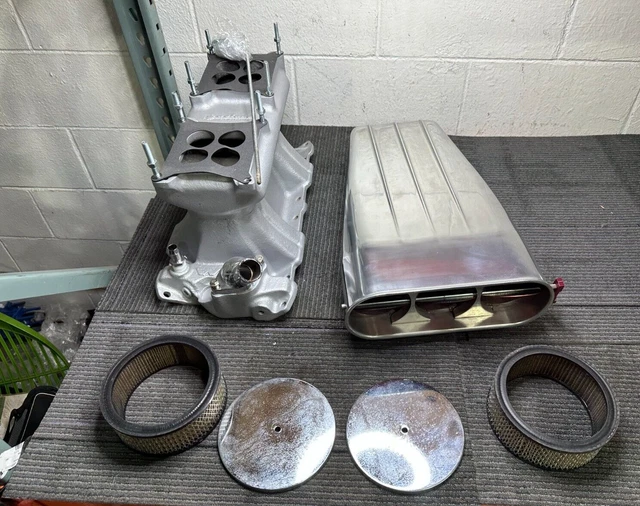 Weiand Tunnel Ram Intake Small Block Chevy w/  2x4 Carburetor Street Scoop