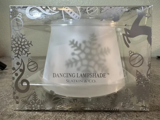 Lámpara de baile de Navidad Slatkin & Co copo de nieve nuevo en caja.