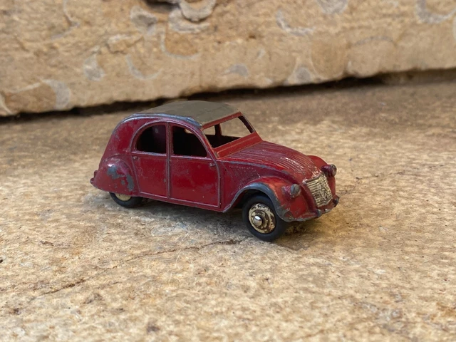 Dinky toys fourgonnette incendie 2CV Citroën - Modélisme