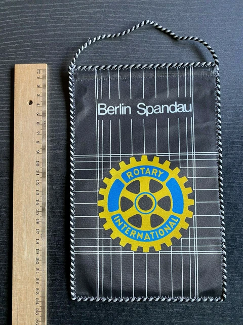 Age Fanion Rotary Club International Berlin Spandau