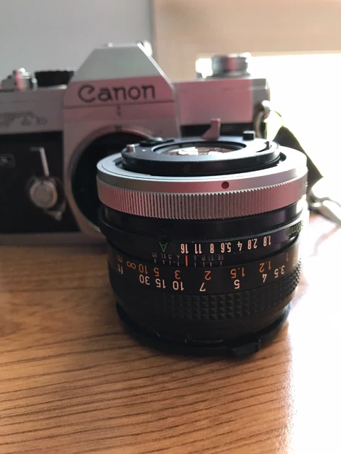 appareil photo argentique canon FTb objectif 50mm 3