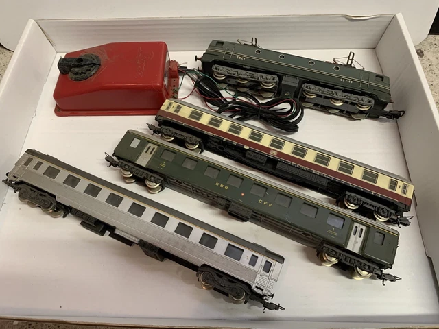 Locomotive électrique E Lok 4 + 2 wagons tombereaux - KATO 105007