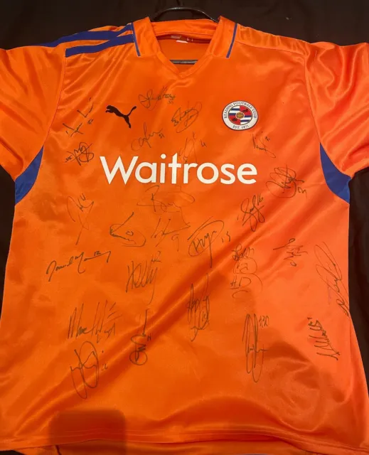 VINTAGE Reading Football Club Signed Shirt Full Squad 2008/09 See pics