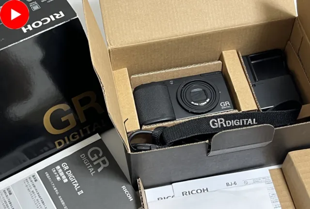 [Near MINT in Box] RICOH GR DIGITAL II 10.1MP Compact Digital Camera From JAPAN