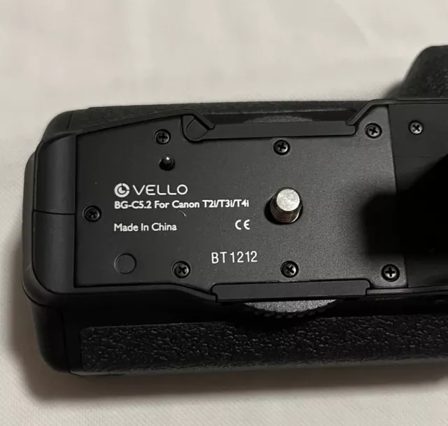 Vello BG-C5 Battery Grip for Canon EOS Rebel T2i / T3i / T4i DSLR Camera