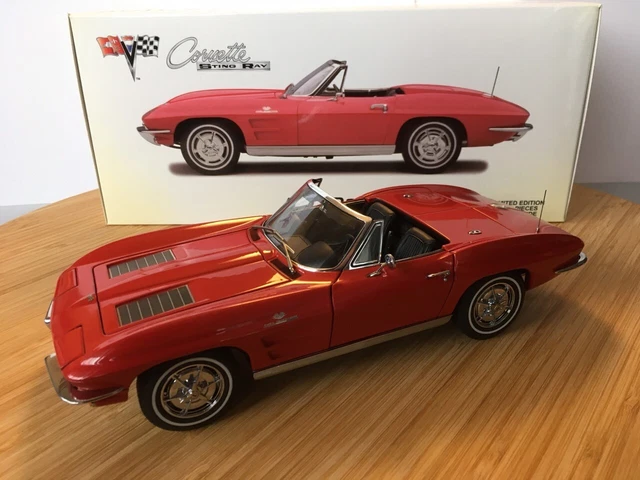 Chevrolet Corvette 1963 Convertible 1/18 Autoart