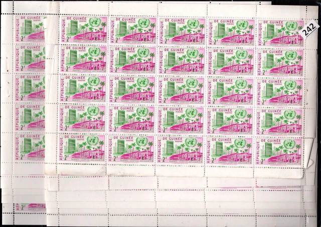 /// Guinea - Mnh - 11 Sheets - 275 Stamps - Un, Palms, Architecture