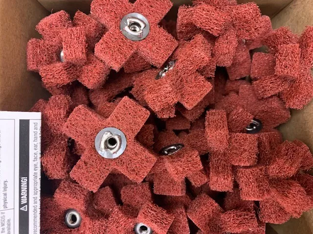 Standard Abrasives Buff Blend HP Cross Buff A/O VFN 1-1/2"x1/2" 2Ply 725013 50pc