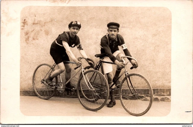CARTE PHOTO CPSM CYCLISTE JEAN FORESTIER ( FRANCE ) Maillot PEUGEOT EUR 1,00   FR