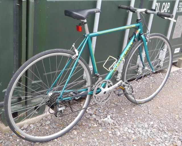RETRO PEUGEOT PERFORMANCE 2000 flat bar road bike, 19