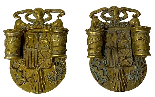 Antigua pareja de porta baquetas de bronce franquista. Una españa grande y libre