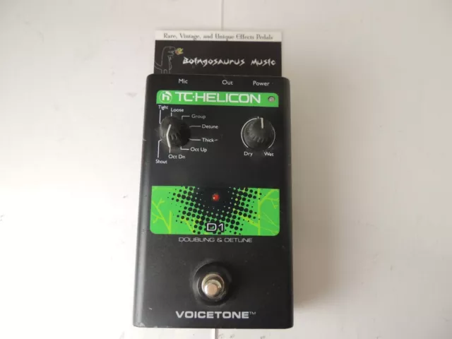 TC Helicon Voicetone D1 Doubling & Detune Vocal Effects Pedal Free USA Ship