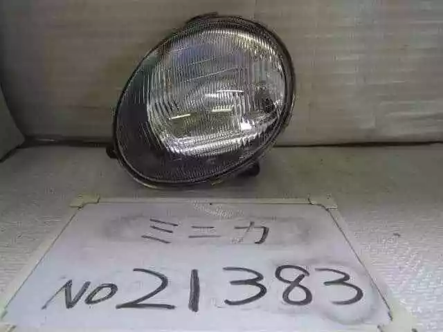 MITSUBISHI Minica 1996 E-H32A Left Headlight MR124733 [Used] [PA01184047]