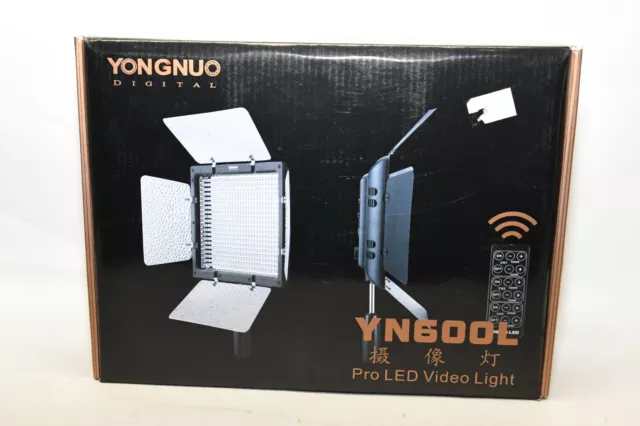 Yongnuo YN600L 3200 to 5500K Video LED Light Panel