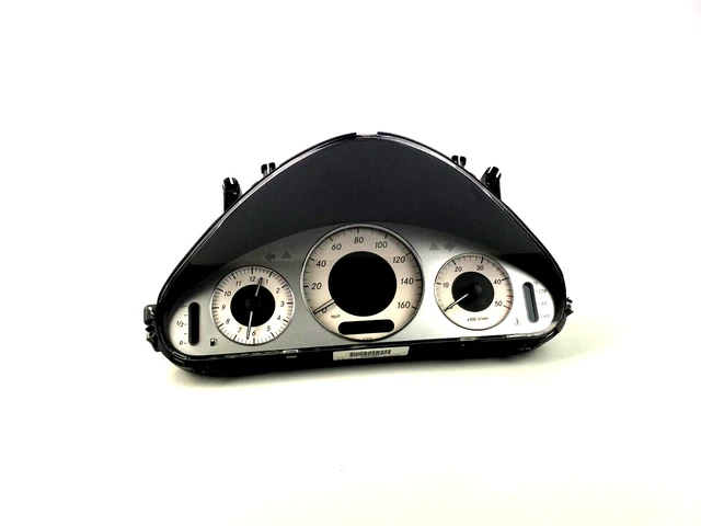 Mossa Vasca Baule Compatibile con Mercedes-Benz Classe E W211 Berlina (2002-02.2009) - Tappetino per Bagagliaio - Tappeto Bagagliaio per Auto - B