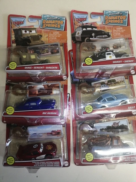 Lot de voitures cars disney pixar en métal neuf radiator springs