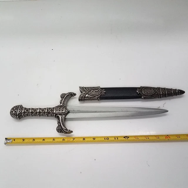 Decorative Cosplay Fantasy Dagger w/ Sheath