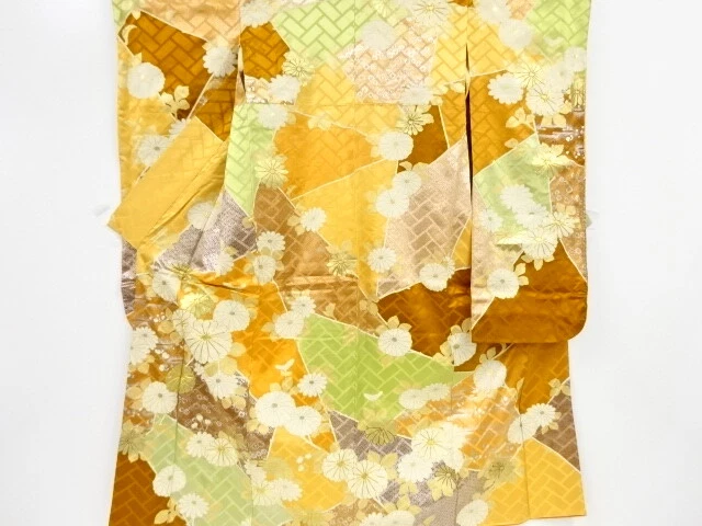 37227# Japanese Kimono / Antique Furisode / Embroidery / Kiku