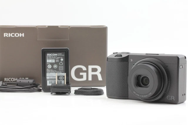 SH:1368 【TOP MINT in Box】 RICOH GR DIGITAL III 24.2 MP Digital Camera From JAPAN 2