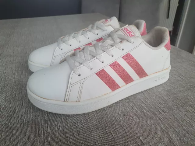 Girls Adidas Trainers Size Uk3 Eur35.5