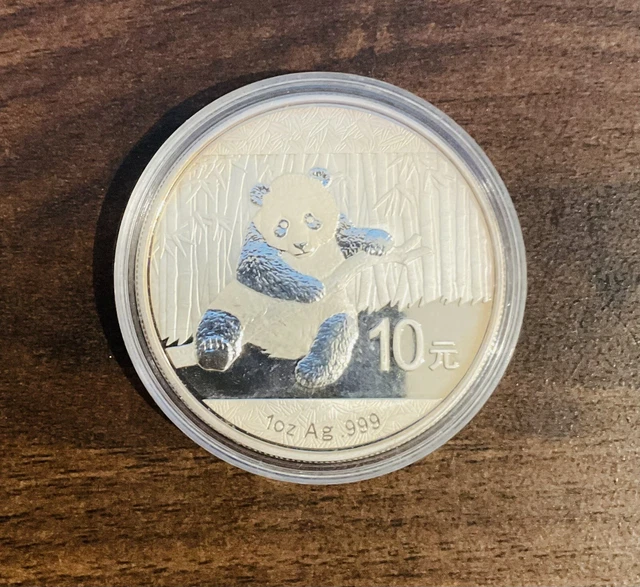 2014 Chinese Panda 1 oz Silver Coin In Mint Capsule
