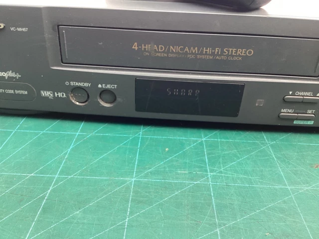 Magnétoscope VHS SHARP VC-MH66 - Télécommande incluse - Bon état - PAL