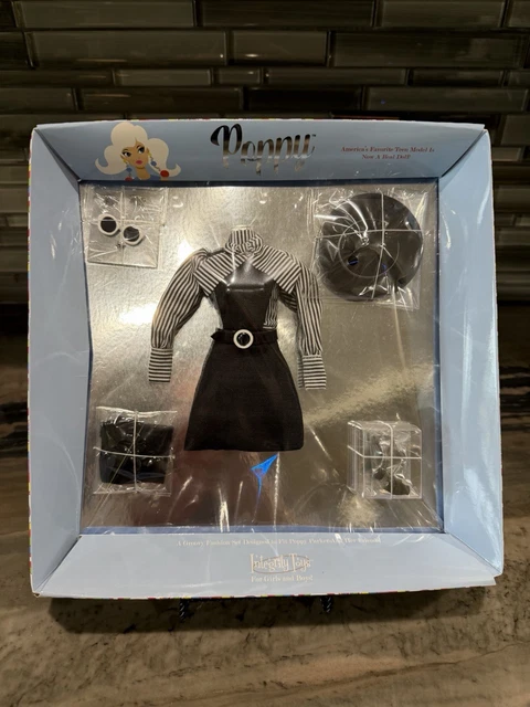 Poppy Parker: She's A Real Doll! – Live From Fashion Week – Style Lab – Integrity Toys Reference Site