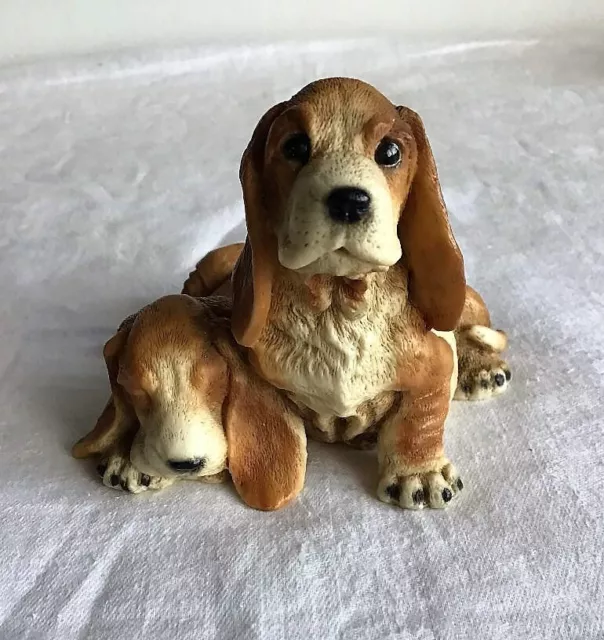 Vintage Pair of Basset Hounds Dog figurines Made by Castagna Italy.