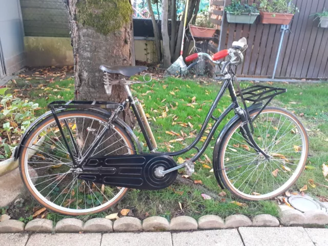 vélo femme ancien année 1930/1940