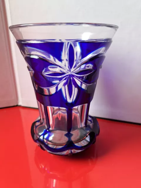 Kristalglas / Ranftglas handgeschliffenes dickwandiges Glas in blau