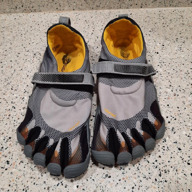 Vibram Five Fingers Mens Bikila M3418 Gray Black Slipon Shoe Runner 46 11.5 12