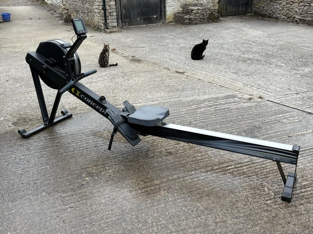 CONCEPT2 ROWING MACHINE Model D Indoor Rower RowErg with PM5, Black £ ...