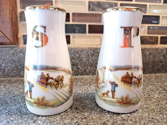 Currier And Ives Salt & Pepper Shakers Horse Drawn Sleigh Winter Scene New Cond. Currier And Ives Salt & Pepper Shakers Horse Drawn Sleigh Winter Scene New Cond.